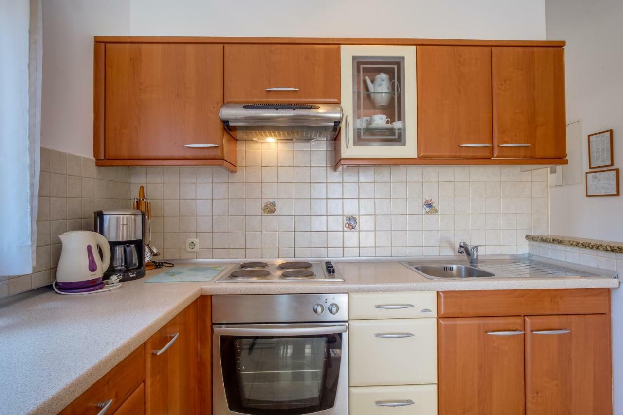 Apartman Anamarija Mali Lošinj Eksteriør billede