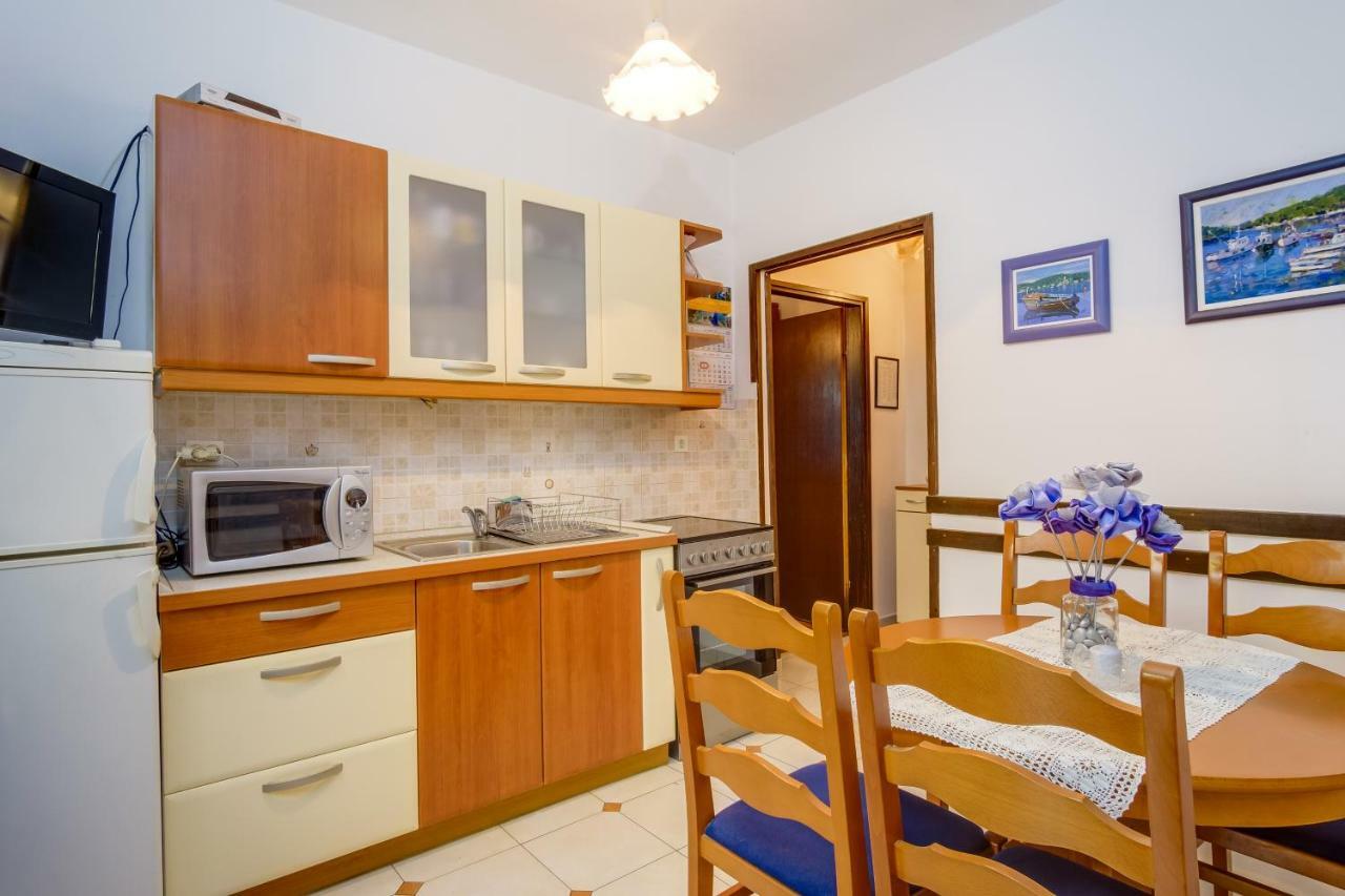 Apartman Anamarija Mali Lošinj Eksteriør billede