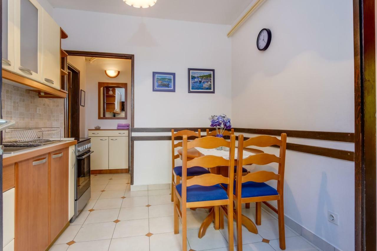Apartman Anamarija Mali Lošinj Eksteriør billede
